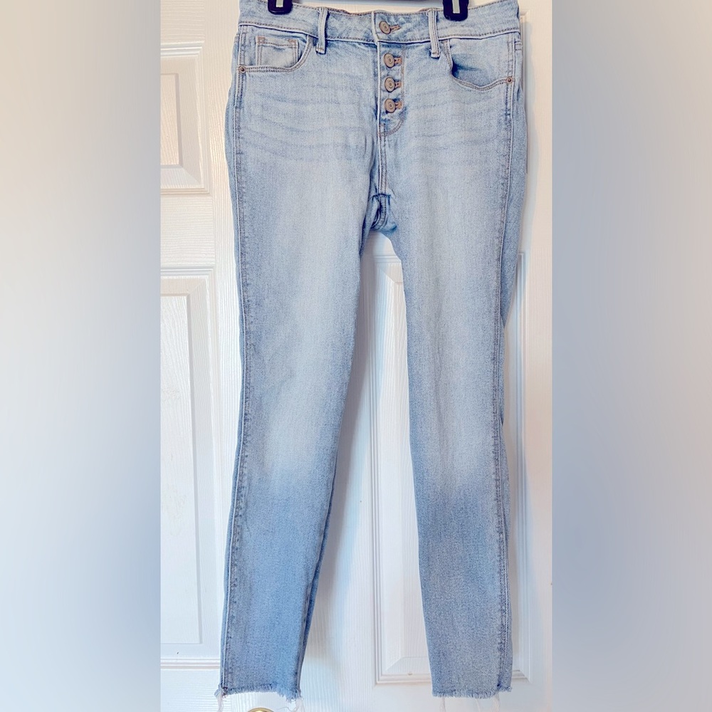 Old Navy mid rise super skinny ankle distressed jean